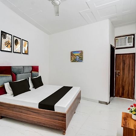 Super Hotel O Burari ניו דלהי מראה חיצוני תמונה