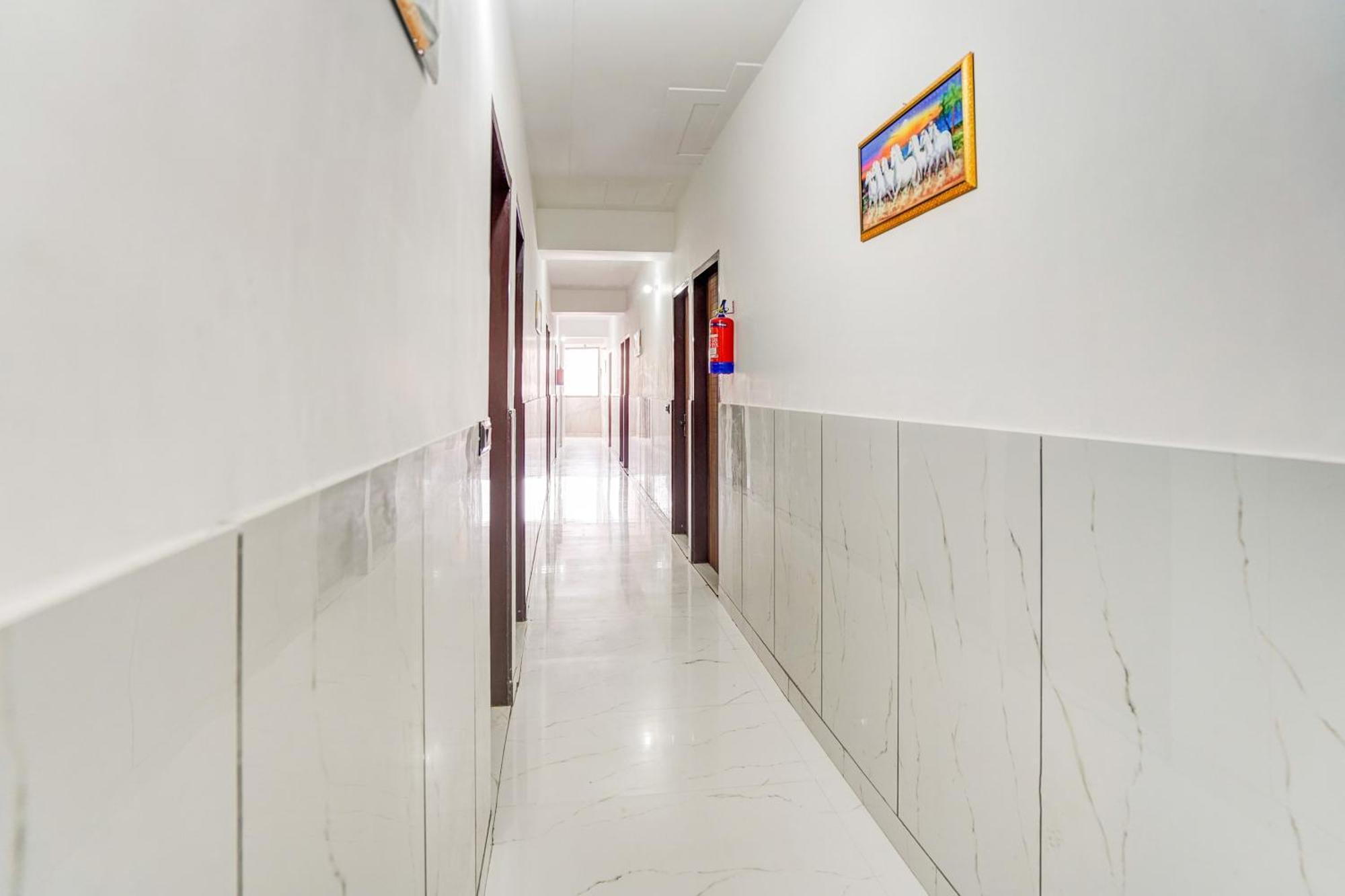 Super Hotel O Burari ניו דלהי מראה חיצוני תמונה